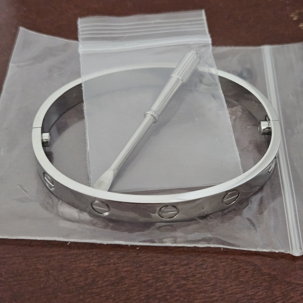 Cartier style love bracelet